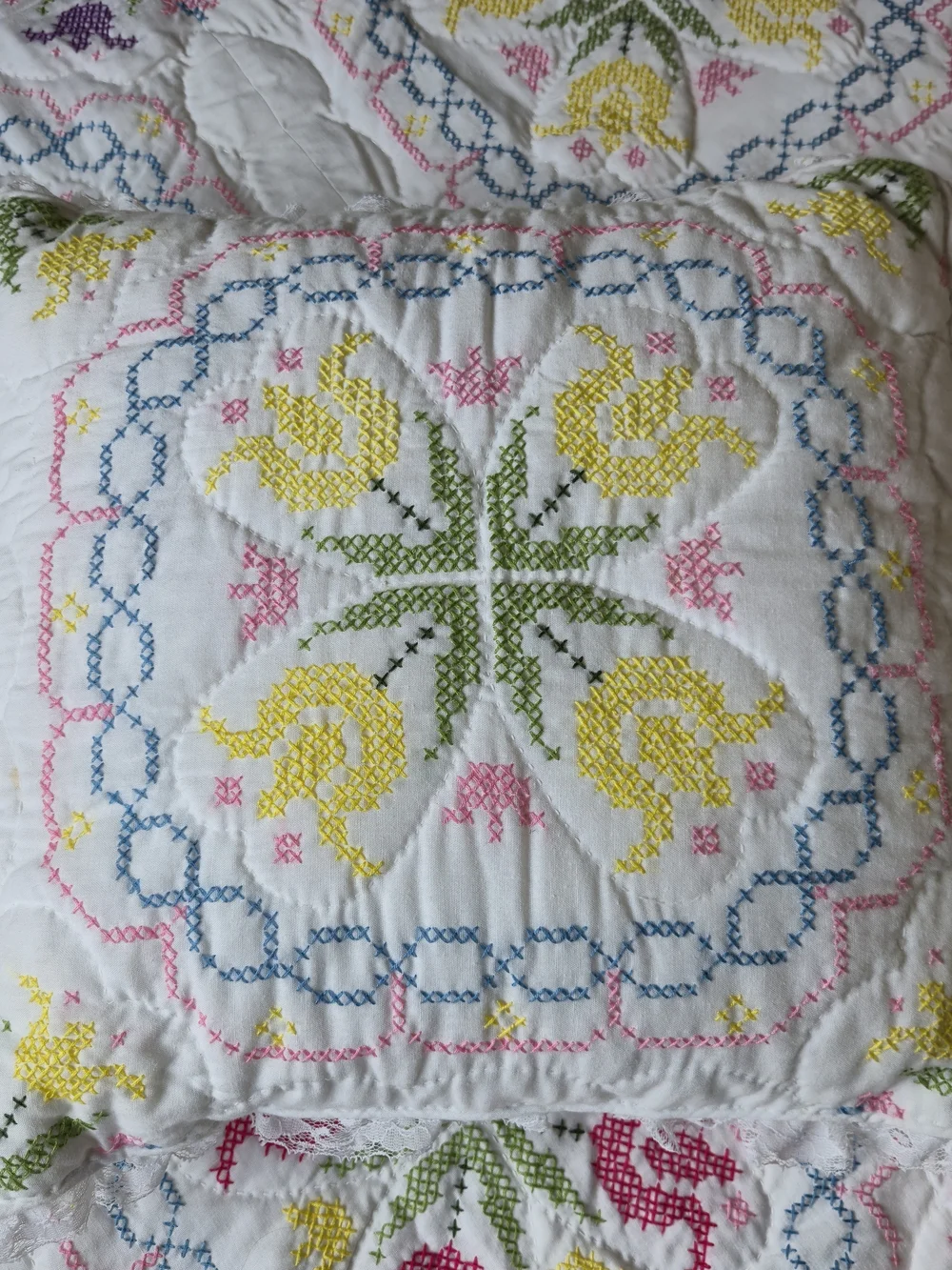Vintage Handmade Floral Tulip Quilt Set - Signed Heirloom 3-Piece Lace Edge
